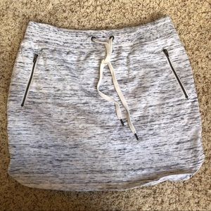 GREEN TEA LINED SKORT